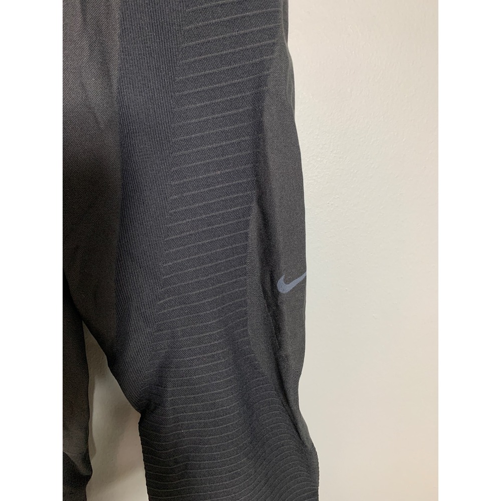 Nike Dri-FIT Zonal Strength Training Tights Womens Large Black Cropped Leggings - Picture 3 of 10